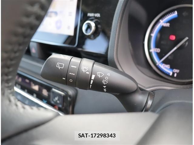 Toyota NOAH HYBRID 2023-06 8881246-14