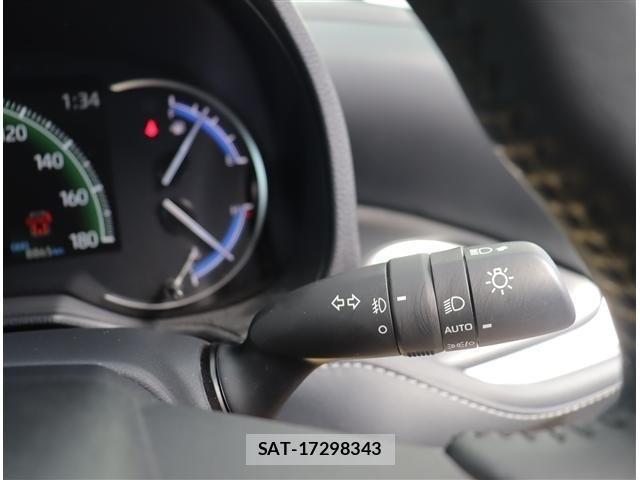 Toyota NOAH HYBRID 2023-06 8881246-15