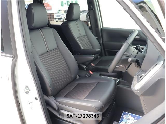 Toyota NOAH HYBRID 2023-06 8881246-1