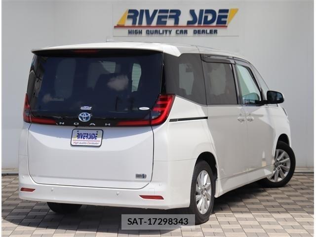 Toyota NOAH HYBRID 2023-06 8881246-2