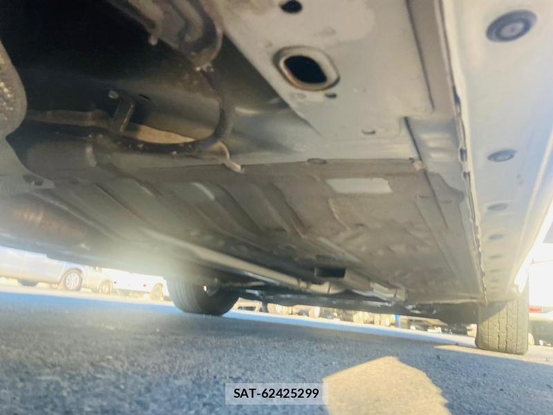 Nissan NOTE 2019-12 684132-34