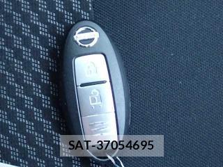 Nissan NOTE 2019-01 696203-7