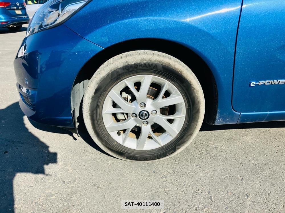 Nissan NOTE 2018-07 737507-33