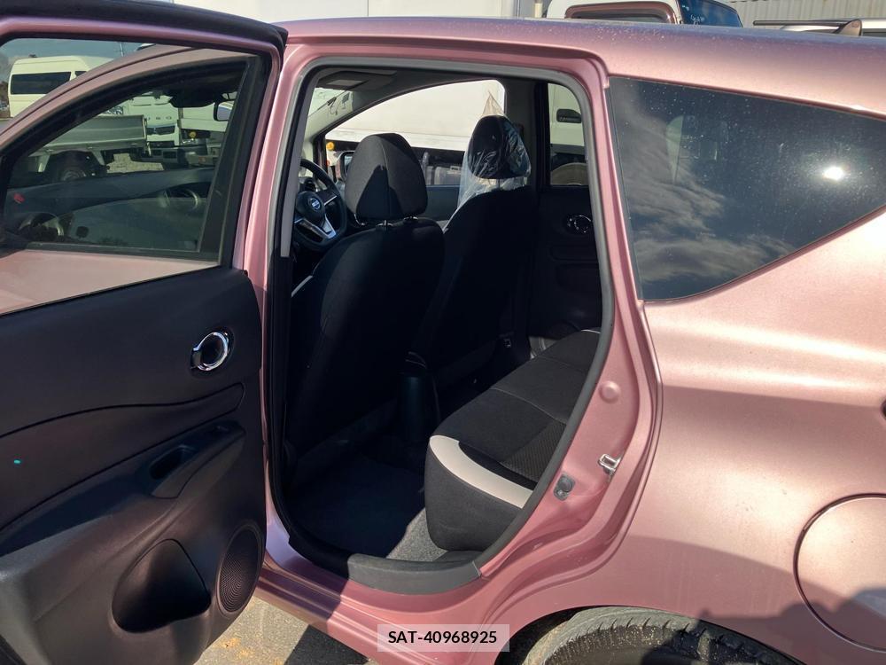 Nissan NOTE 2018-06 824731-11