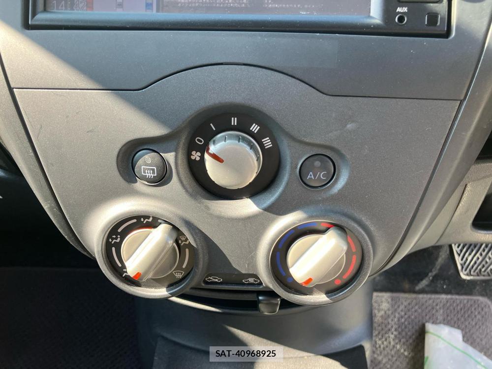 Nissan NOTE 2018-06 824731-19
