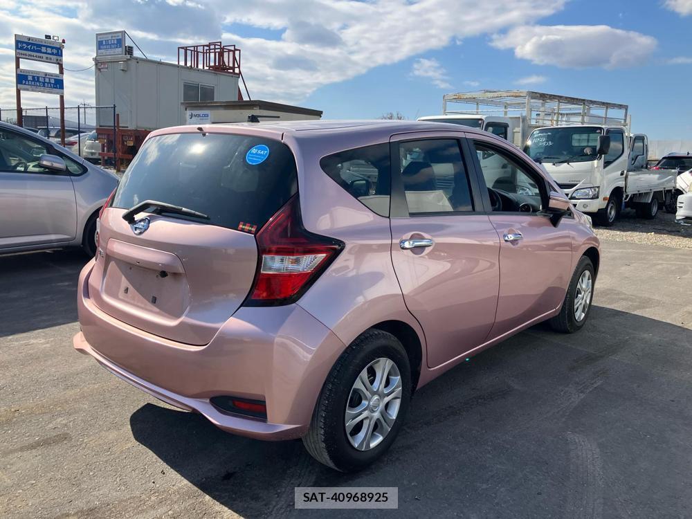 Nissan NOTE 2018-06 824731-2