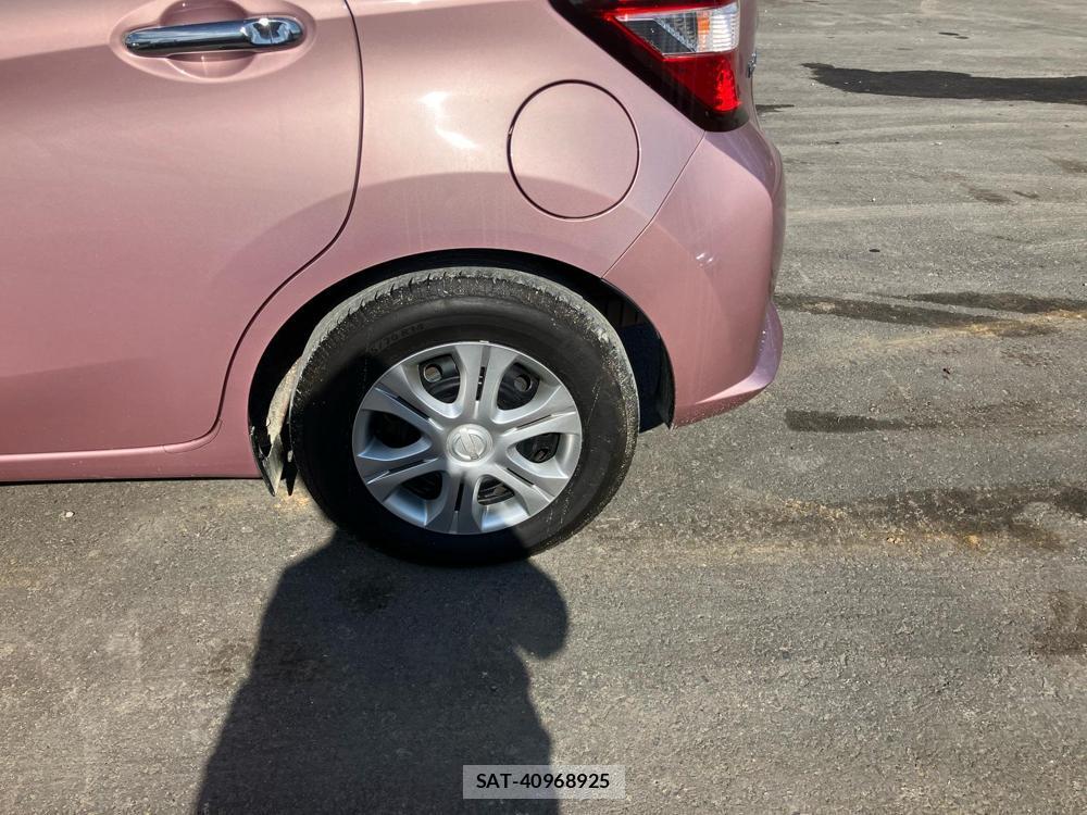Nissan NOTE 2018-06 824731-32