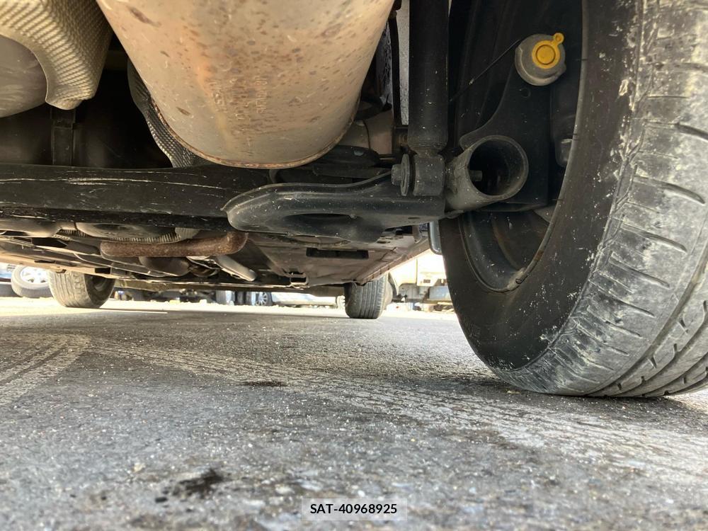 Nissan NOTE 2018-06 824731-35