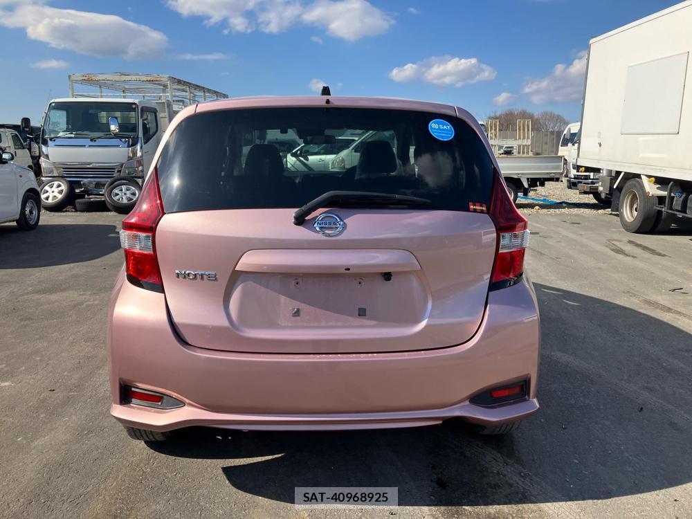 Nissan NOTE 2018-06 824731-3