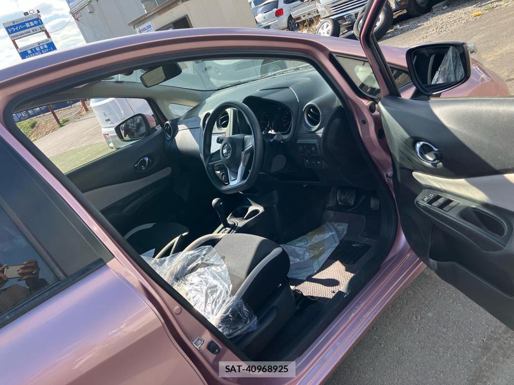 Nissan NOTE 2018-06 824731-8