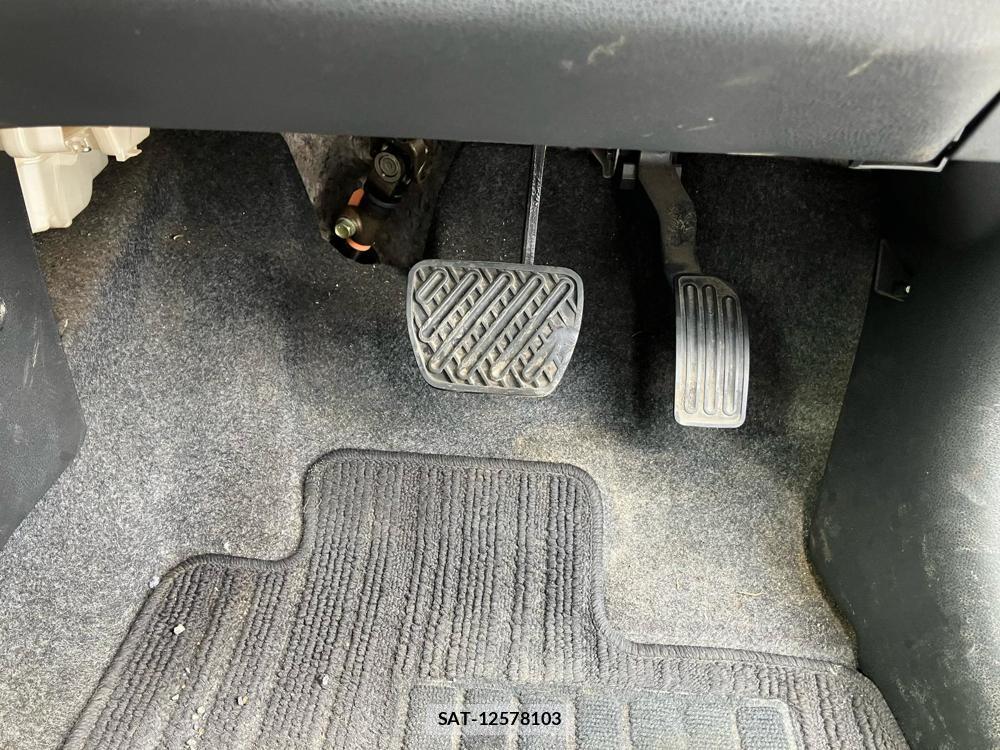 Nissan NOTE 2018-18 837365-21