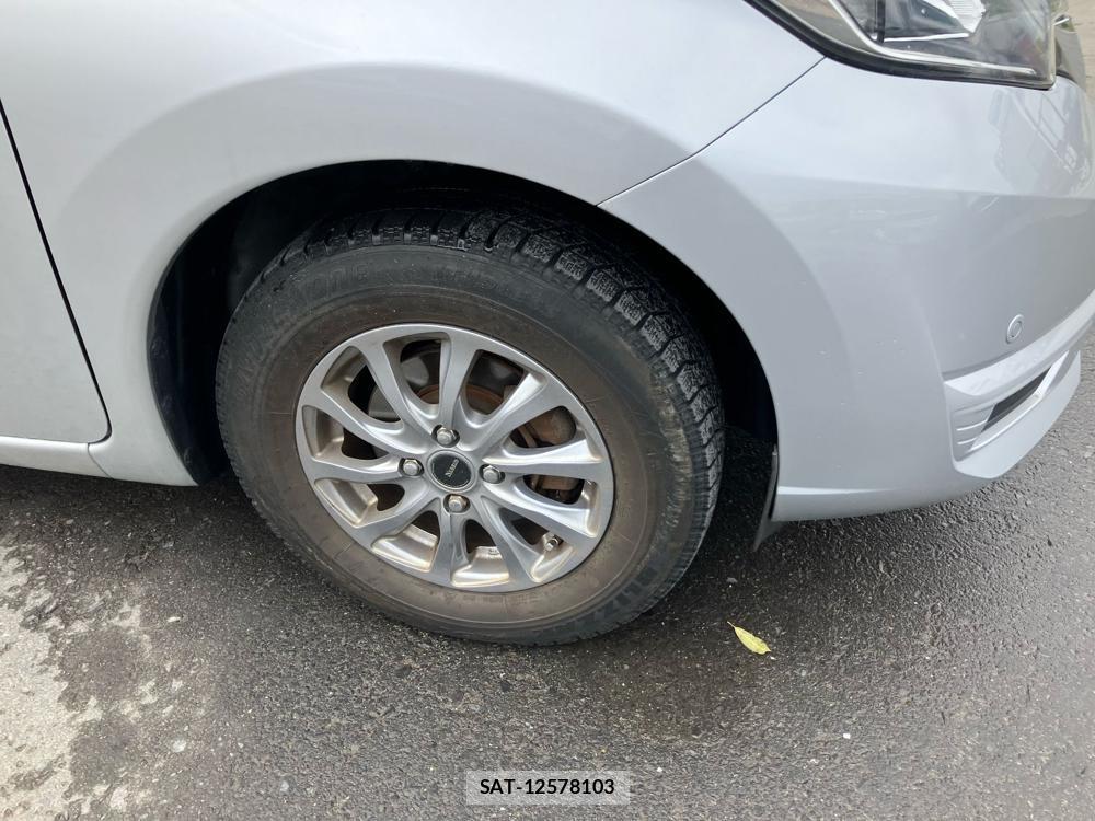 Nissan NOTE 2018-18 837365-33