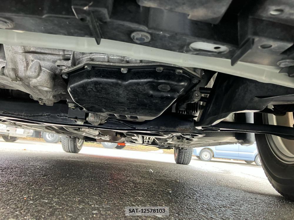 Nissan NOTE 2018-18 837365-37