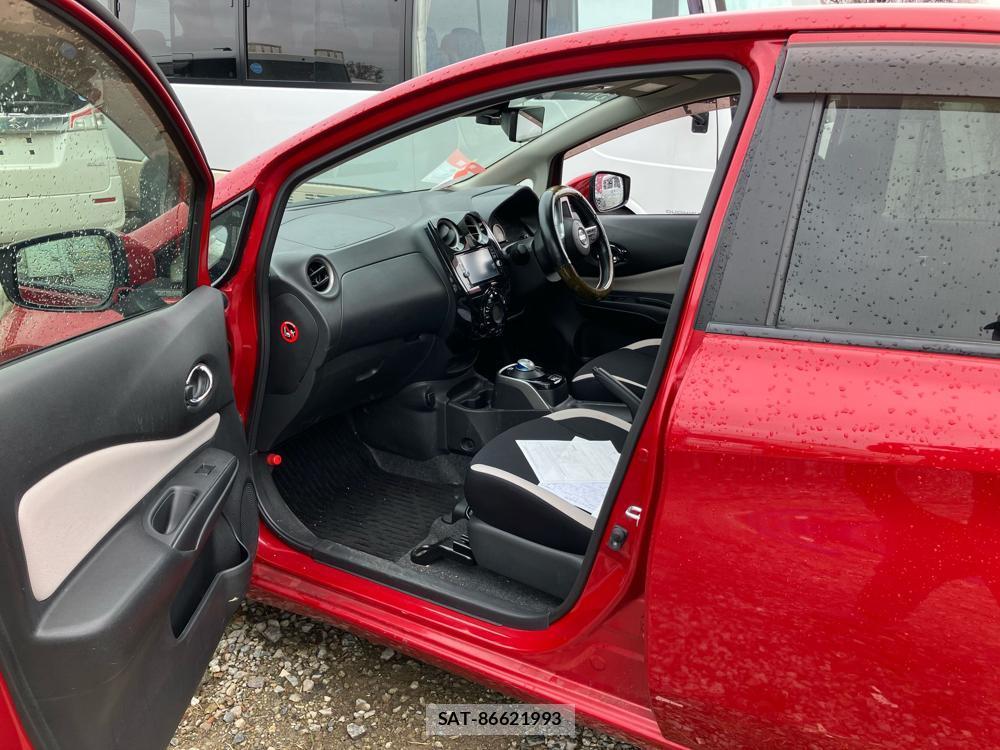 Nissan NOTE 2018-18 829696-9