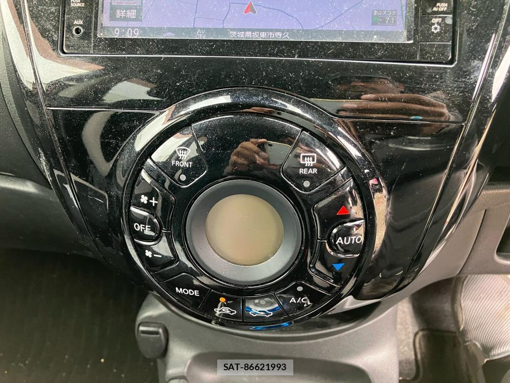 Nissan NOTE 2018-18 829696-19