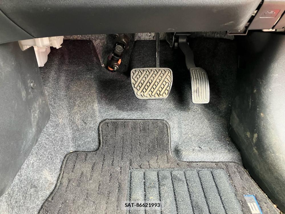 Nissan NOTE 2018-18 829696-23