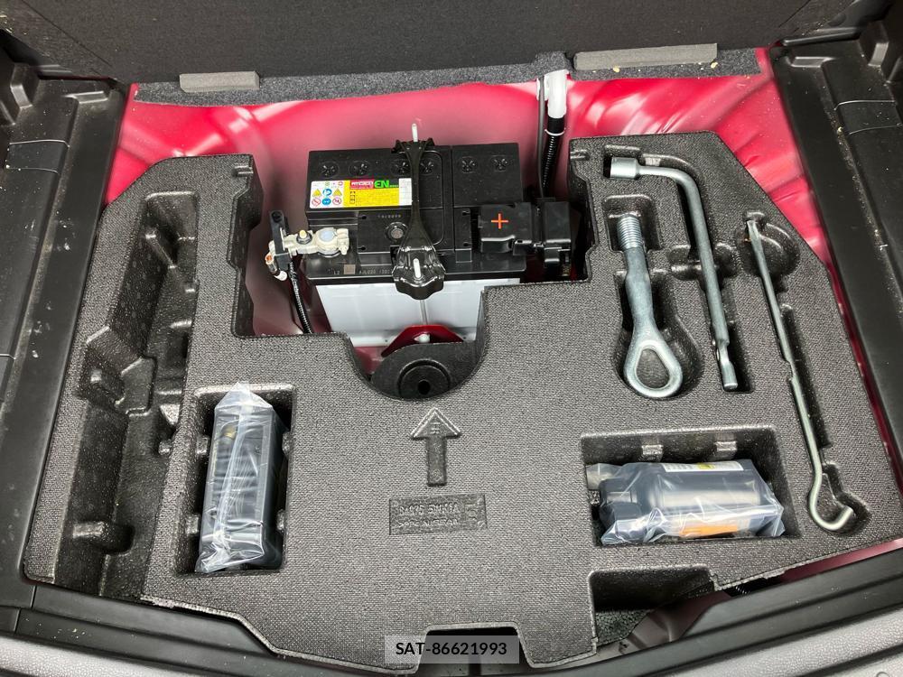 Nissan NOTE 2018-18 829696-28
