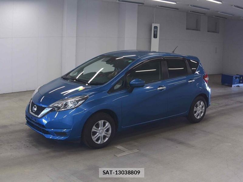 Nissan NOTE 2018-02 824732-3