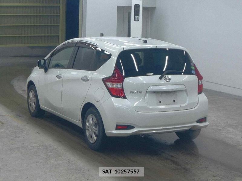 Nissan NOTE 2018-18 824614-2