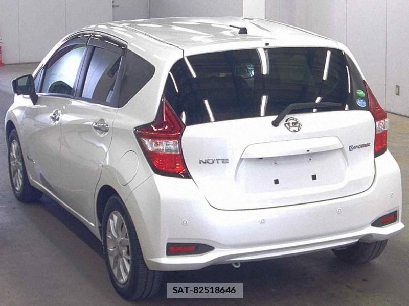 Nissan NOTE 2018-18 824506-2