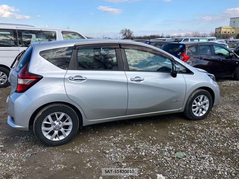 Nissan NOTE 2018--3 829399-1