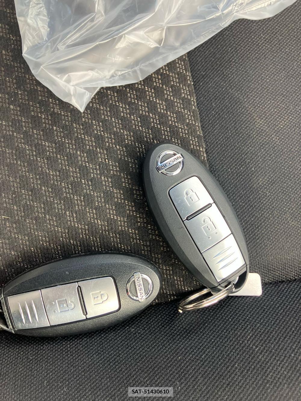 Nissan NOTE 2018--3 829399-23
