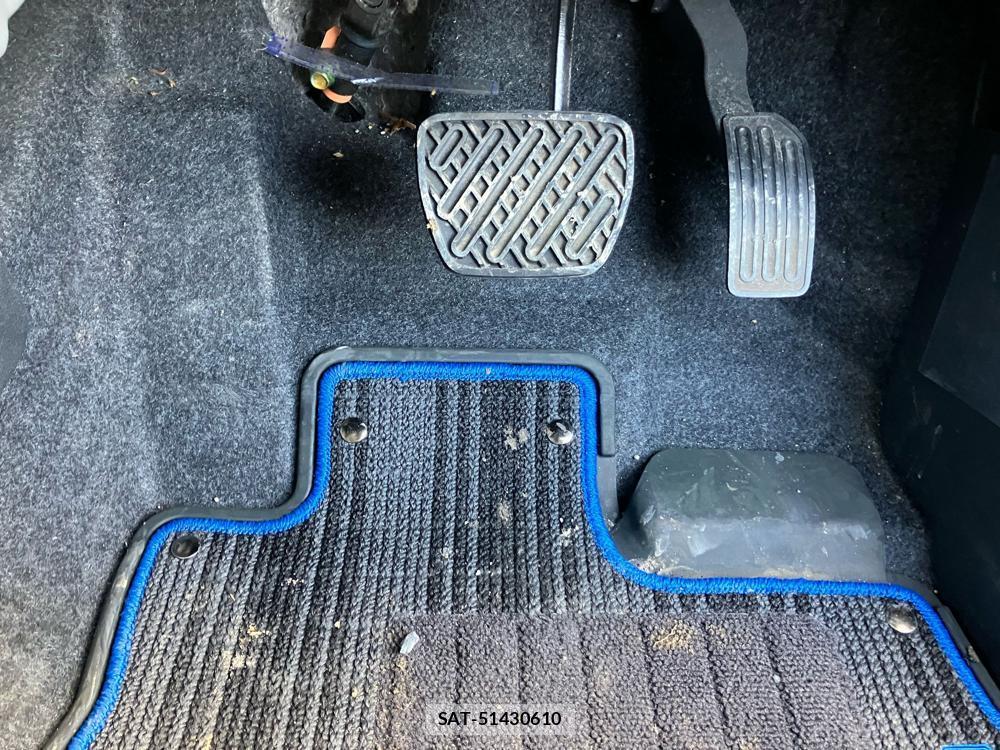 Nissan NOTE 2018--3 829399-25