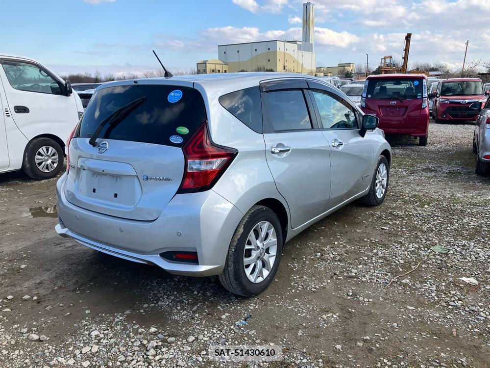 Nissan NOTE 2018--3 829399-2