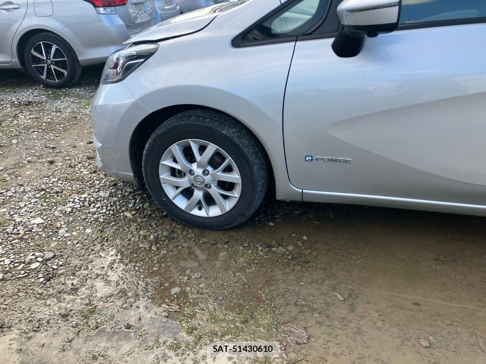 Nissan NOTE 2018--3 829399-34