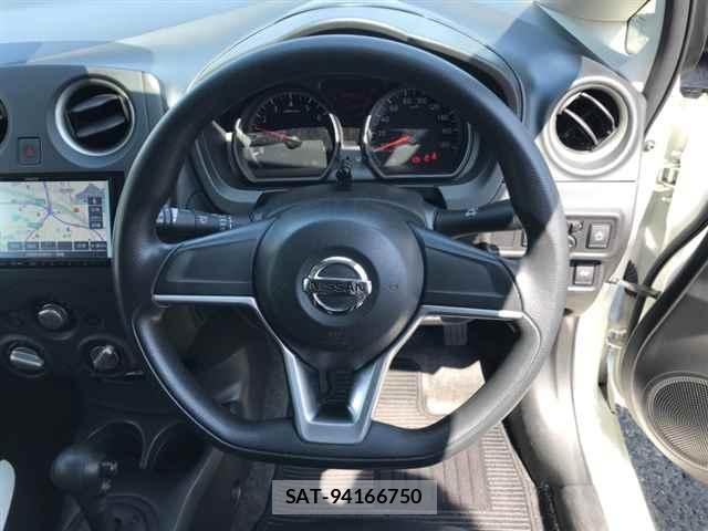 Nissan NOTE 2019-12 1076869-4
