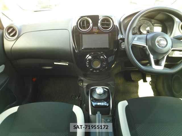 Nissan NOTE 2018-09 1076874-7