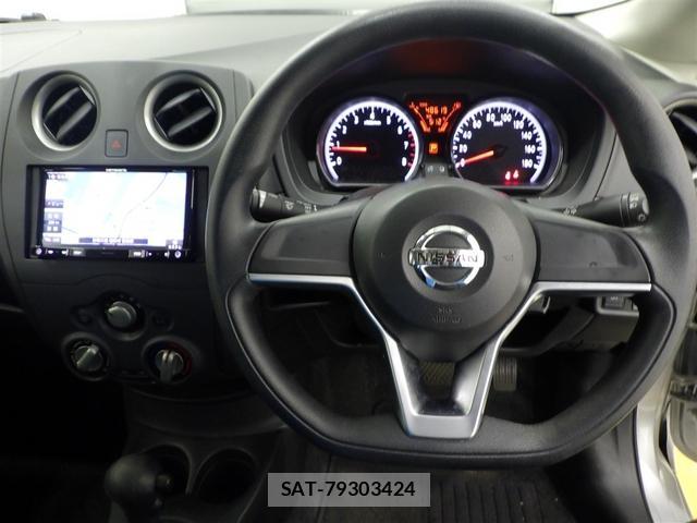 Nissan NOTE 2018-03 1076887-4