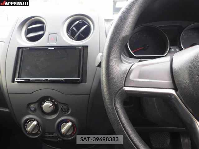 Nissan NOTE 2020-03 1076878-5