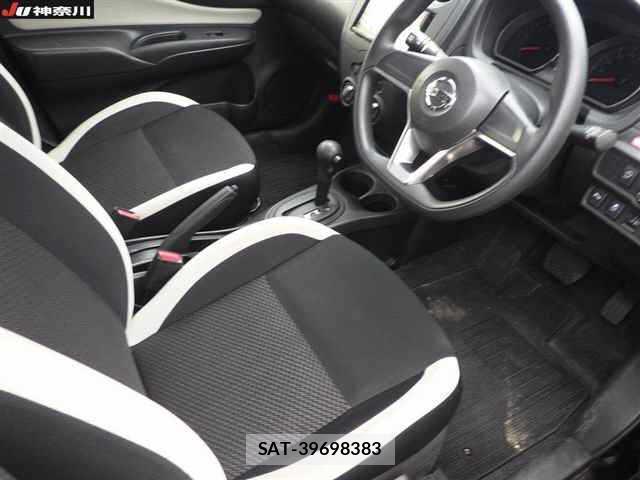 Nissan NOTE 2020-03 1076878-7