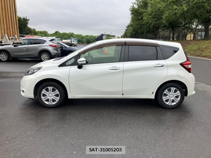 Nissan NOTE 2018 1262535-6