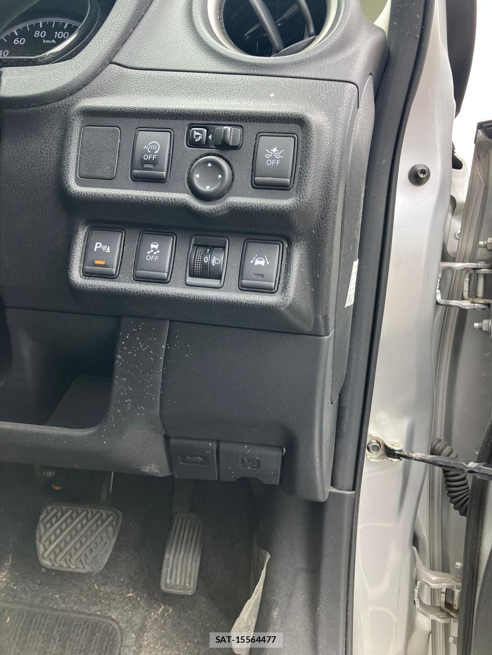 Nissan NOTE 2018 1277656-17