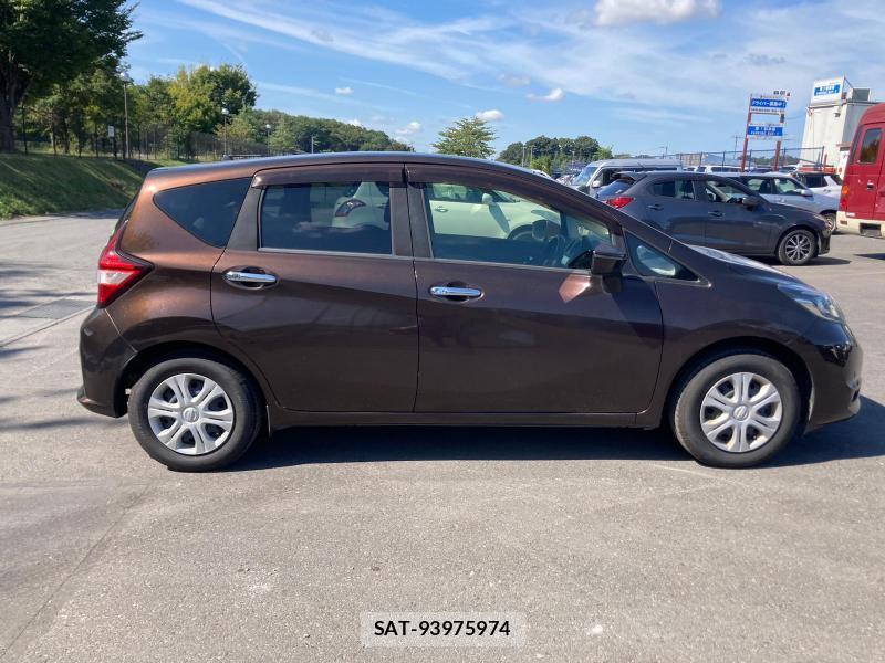 Nissan NOTE 2018 1277659-1