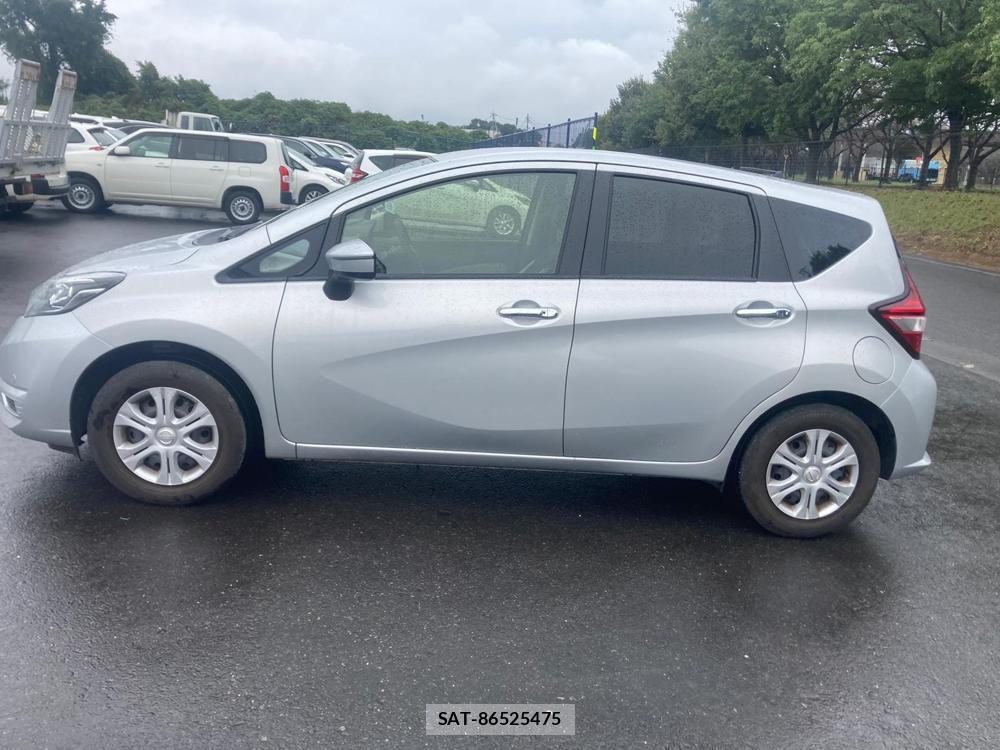 Nissan NOTE 2018 1284206-1