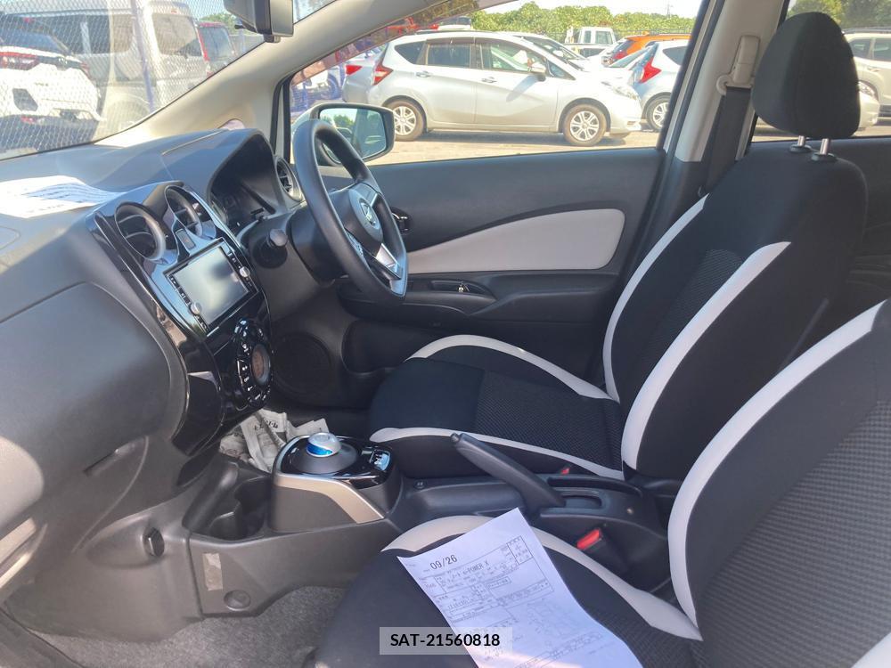 Nissan NOTE 2018 1300085-10