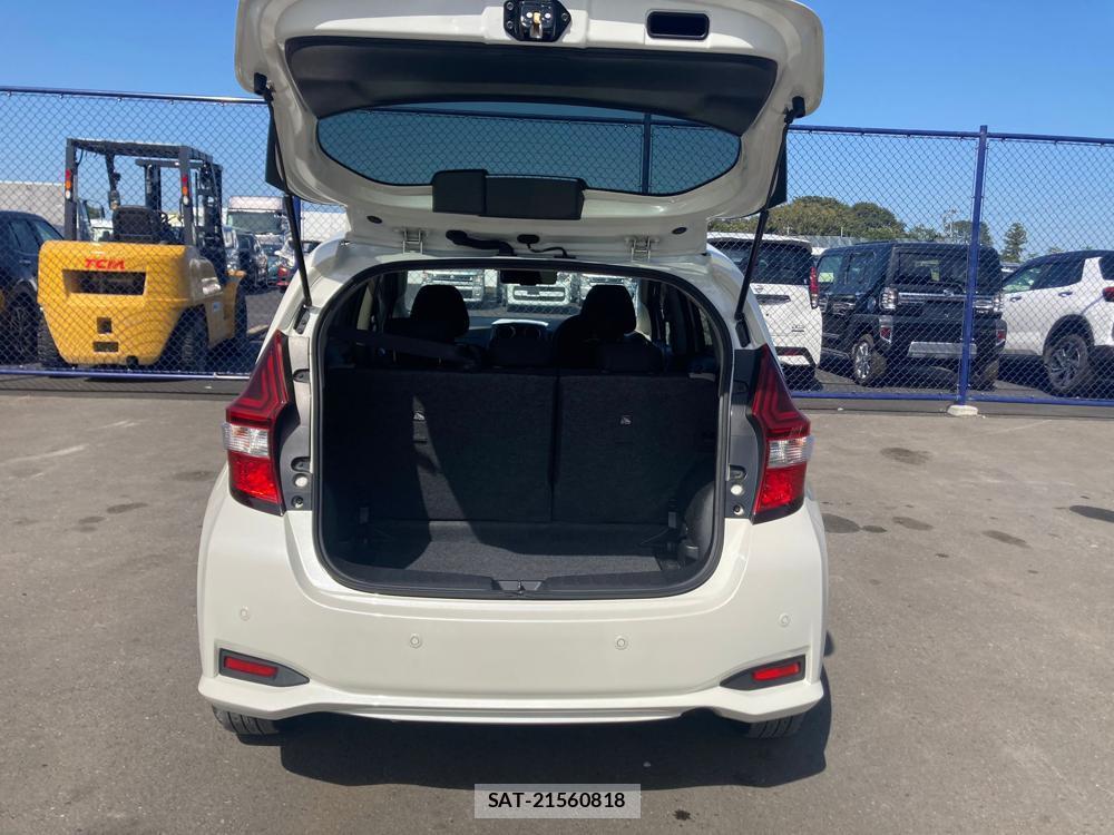 Nissan NOTE 2018 1300085-29