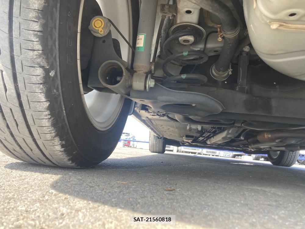 Nissan NOTE 2018 1300085-39