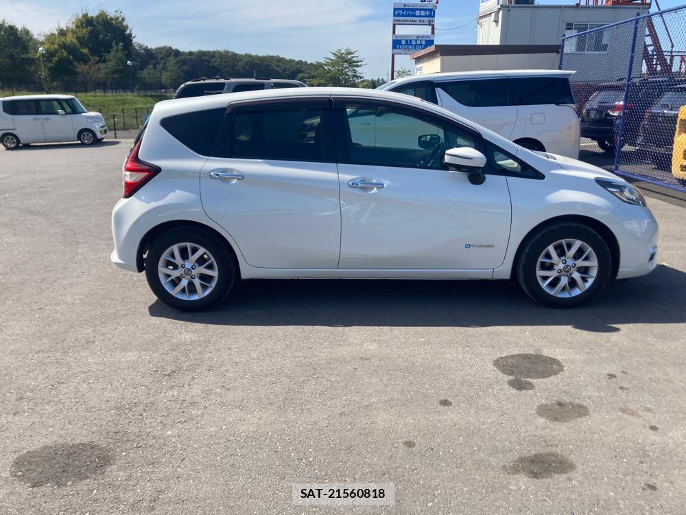 Nissan NOTE 2018 1300085-5