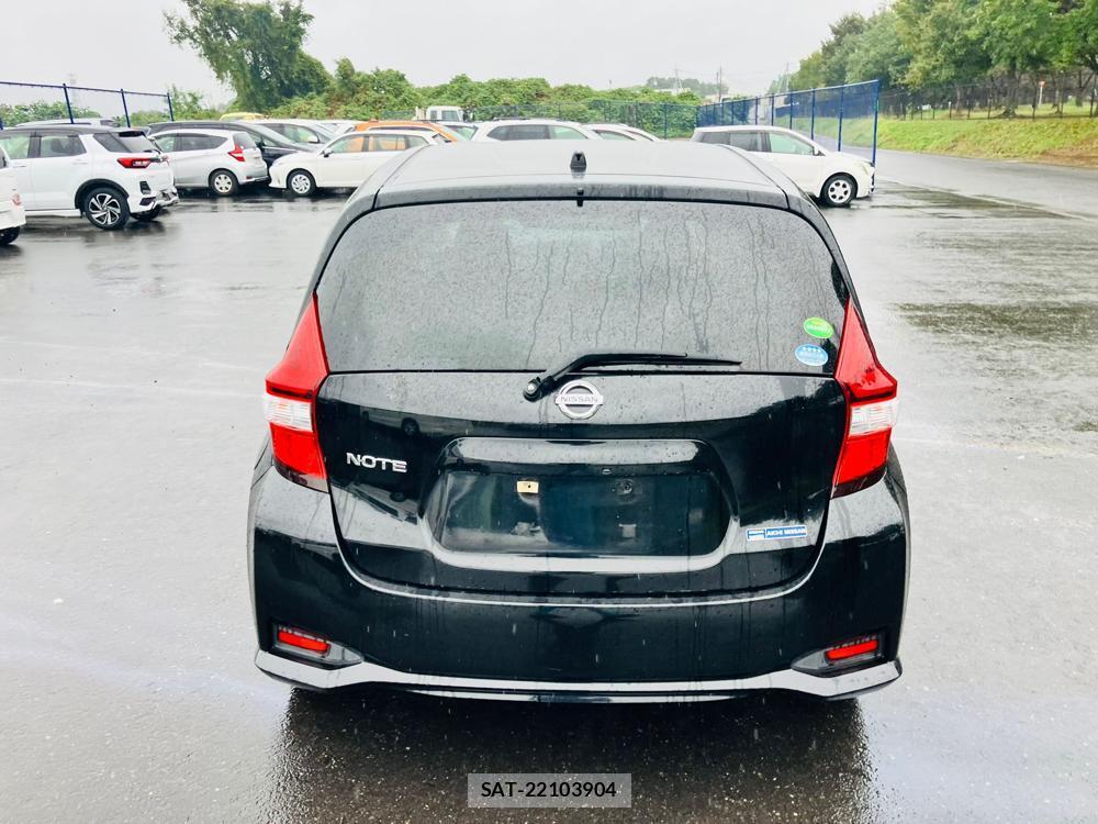 Nissan NOTE 2018 1300095-3