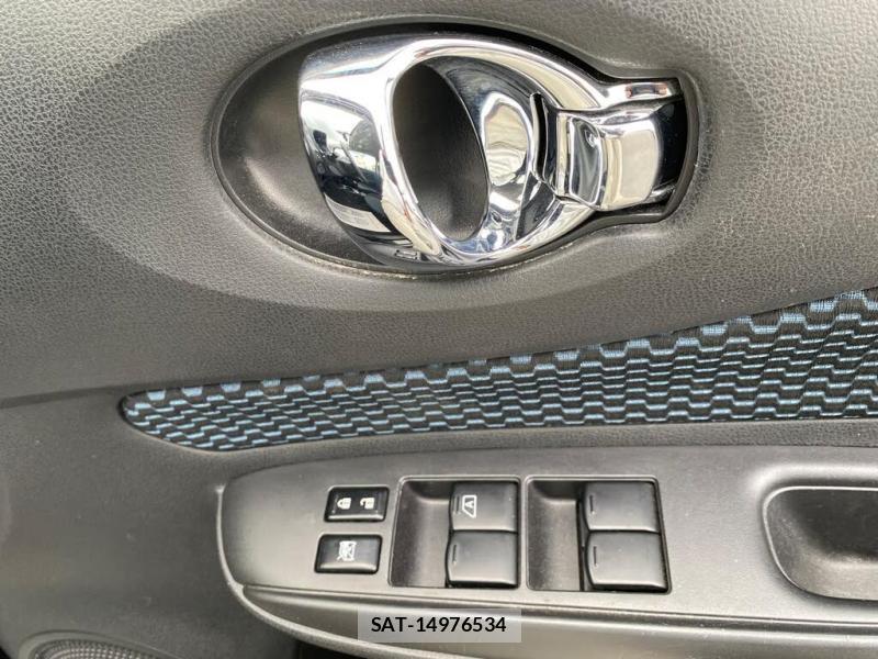 Nissan NOTE 2013 1438296-21