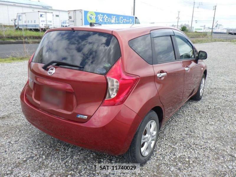 Nissan NOTE 2013 7198156-1