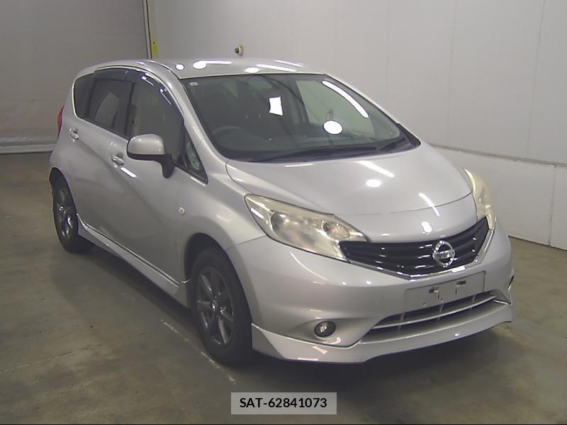 Nissan NOTE 2013-09 7444395-3
