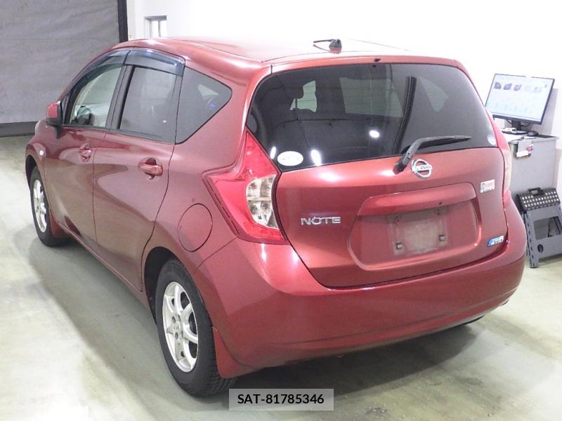 Nissan NOTE 2013-05 7444392-1
