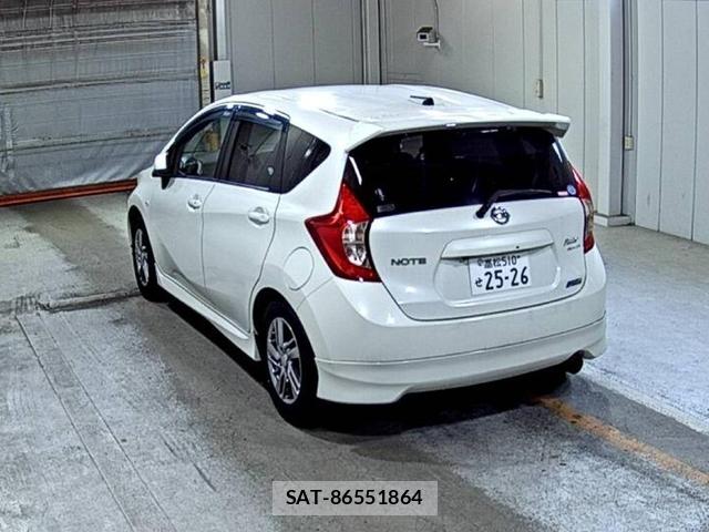 Nissan NOTE 2013-01 7470944-1
