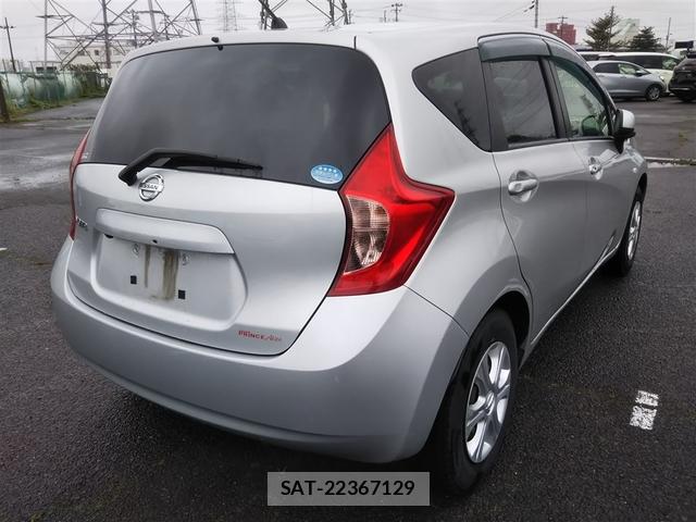 Nissan NOTE 2013-09 7639710-2