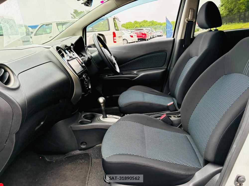Nissan NOTE 2013-03 7593181-10